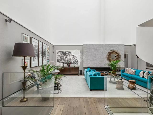 Maison vente à Paris, Île-de-France