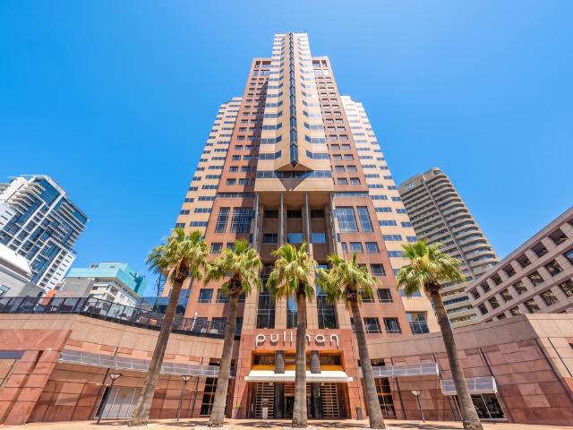Apartment for rent in Foreshore, Cape Town
