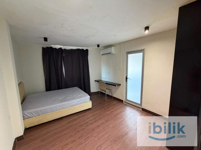 Room for rent in Semarak, Kuala Lumpur