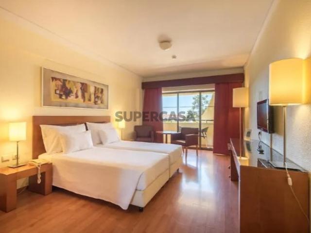 Armazém venda em Albufeira e Olhos de Água, Albufeira