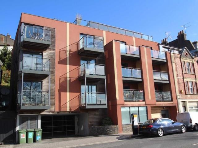 Apartment for rent in Cliftonwood, Bristol