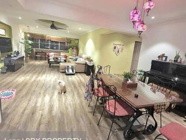 Detached House for sale