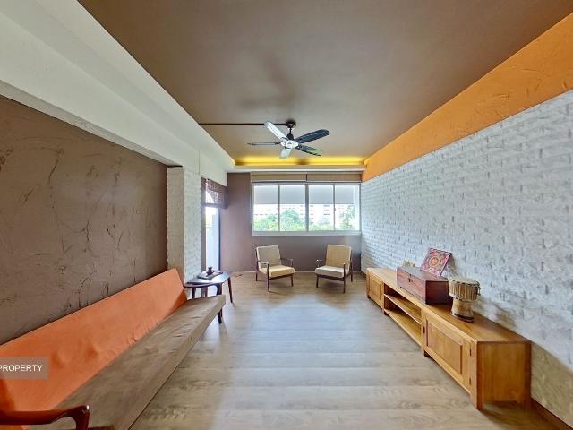 Detached House for sale in Hougang