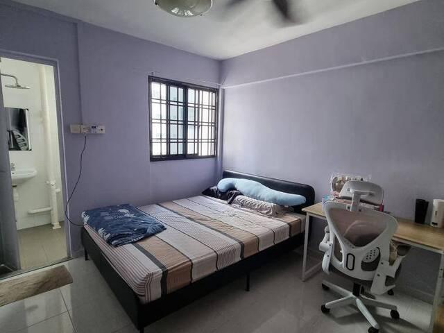 Room for rent in Lorong Ah Soo, Singapore