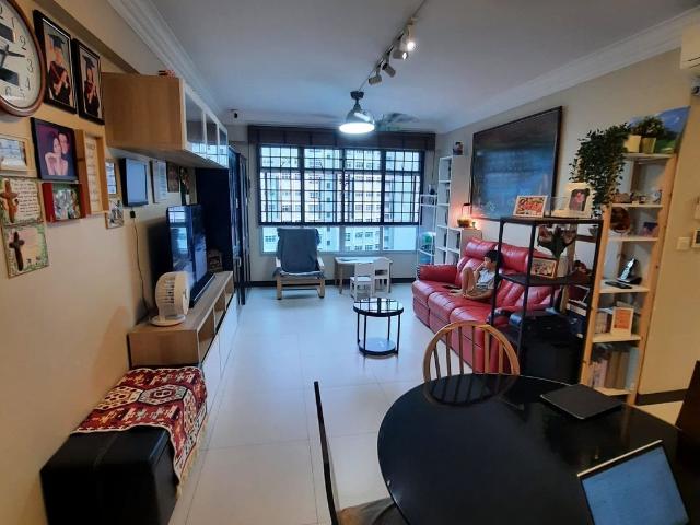 HDB House for sale in Hougang