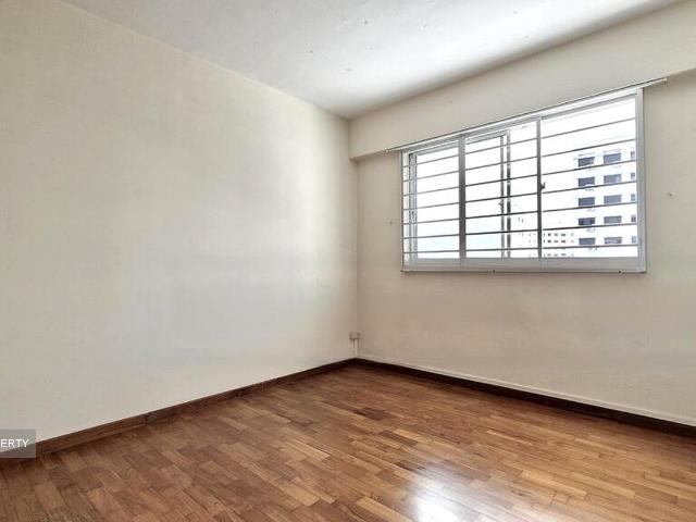 HDB House for sale in Hougang