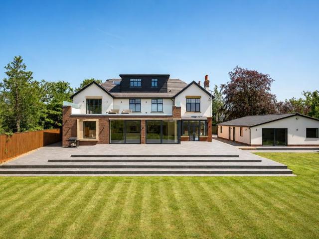 House for rent in Wilmslow Park, Wilmslow