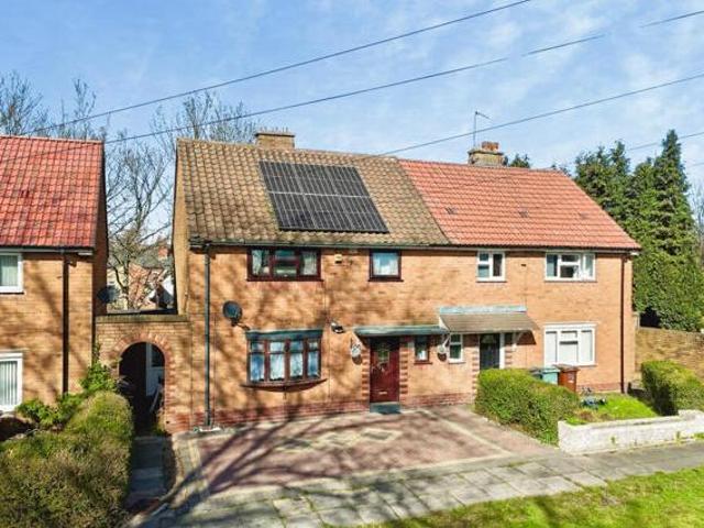 House for sale in Darlaston, West Midlands