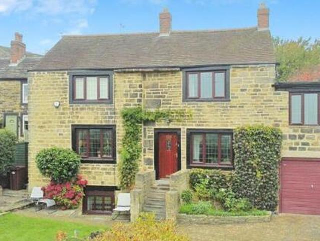 House for sale in Pudsey, West Yorkshire