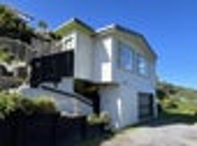 Townhouse for rent in Houghton Bay, Wellington