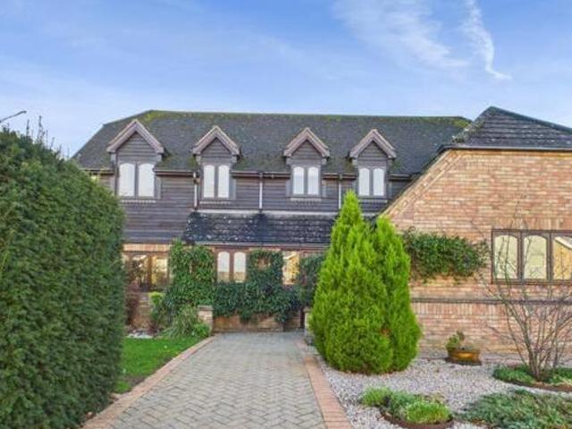 House for sale in Huntingdon