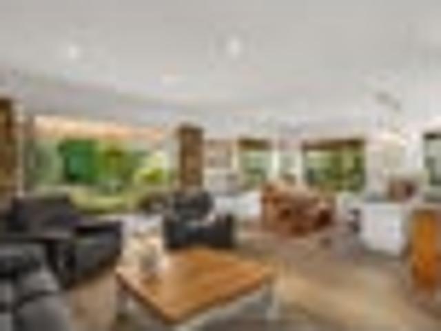 House for sale in Otakou