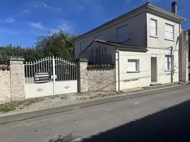 Maison vente à Cognac, Houlette