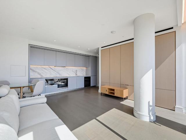 Apartment for rent in Lyons, Greater London