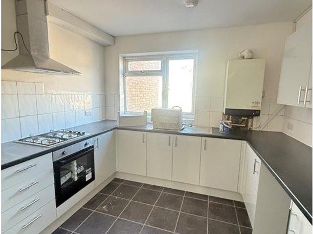 Studio for rent in Lampton, Greater London
