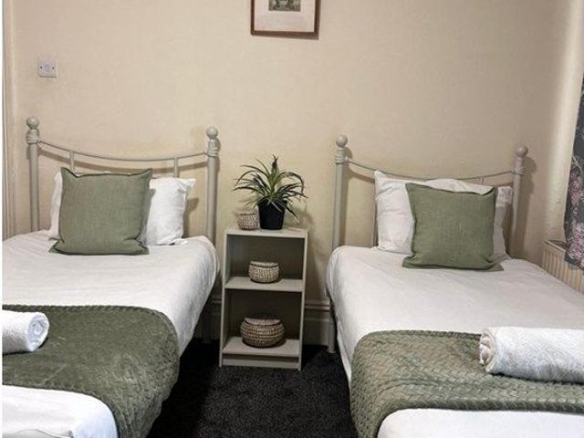 Studio for rent in London Borough of Hounslow, Feltham