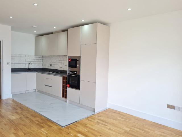 Apartment for rent in London Borough of Hounslow, Greater London