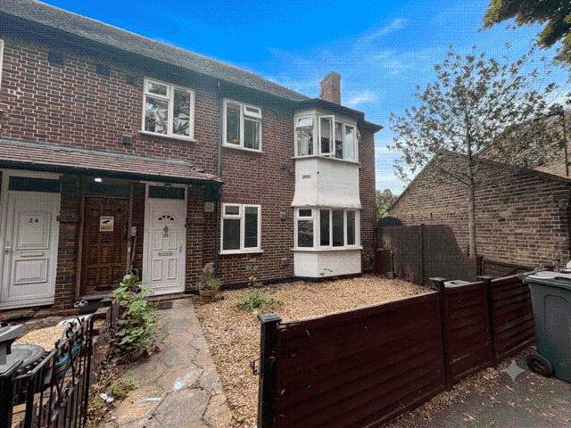 House for rent in London Borough of Hounslow, Greater London