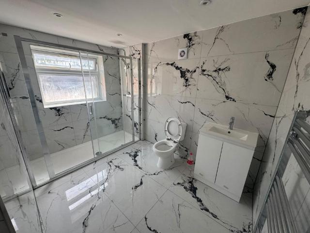 House for rent in London Borough of Hounslow, Greater London