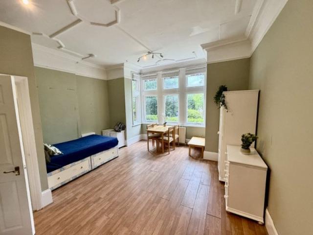 Apartment for rent in London Borough of Hounslow, Greater London