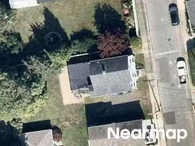 House for sale in Newport