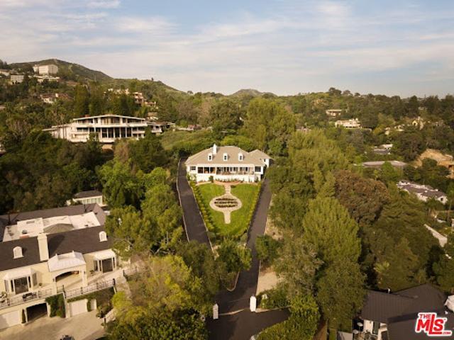 House for sale in Canoga Park, California