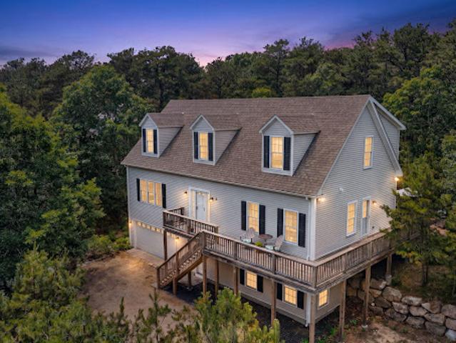 House for sale in North Truro, Massachusetts