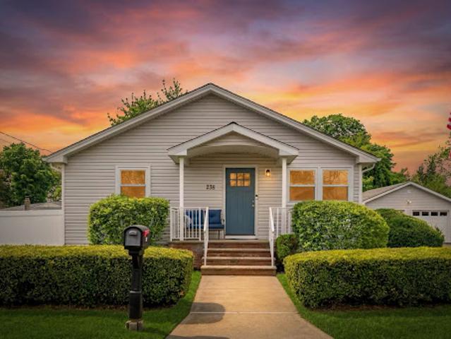 House for sale in Beachwood, New Jersey