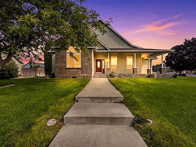 House for sale in West Richland, Washington