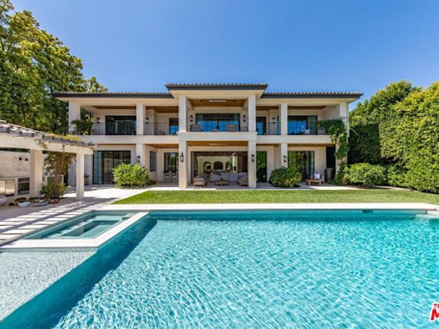 House for sale in Canoga Park, California