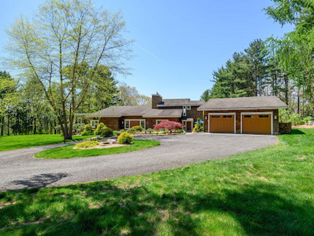 House for sale in Bridgewater, Connecticut