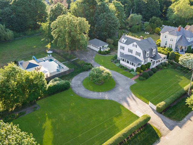 House for sale in Warwick, Rhode Island
