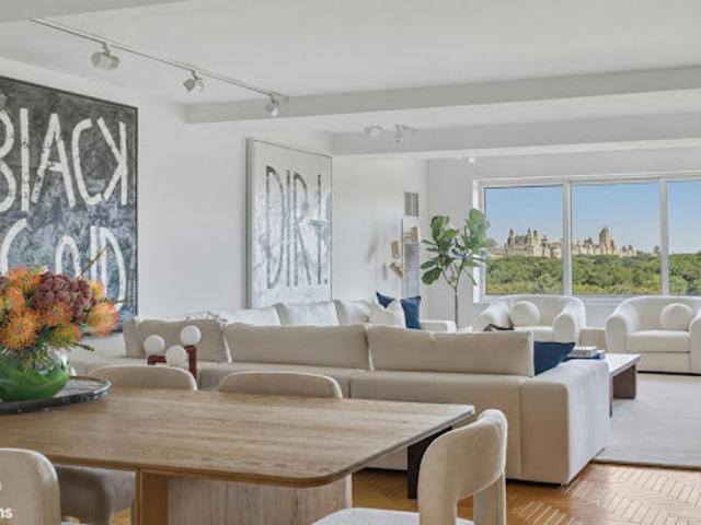 House for sale in New York, Arverne