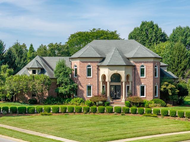 House for sale in Louisville, Jefferson County