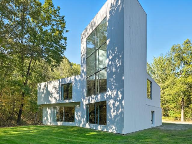 House for sale in New Castle, Pennsylvania