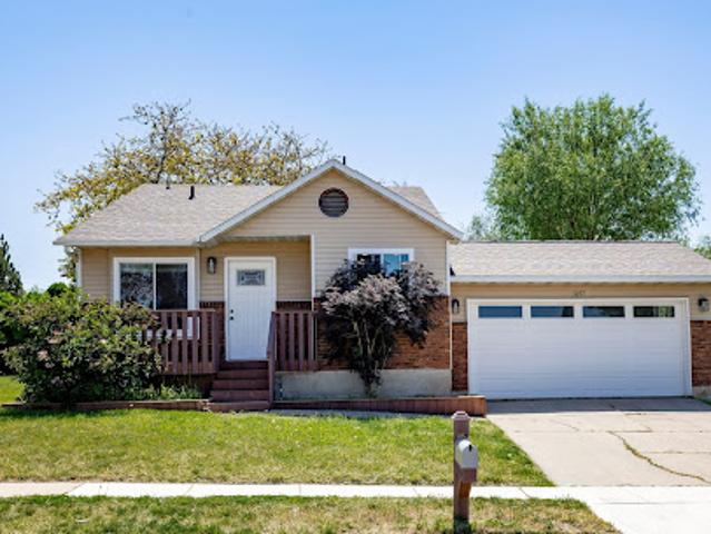 House for sale in Roy, Utah