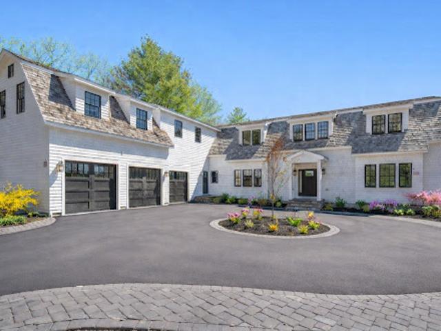 House for sale in Weston, Middlesex County