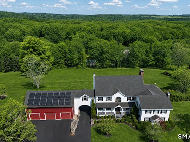 House for sale in Brookfield, Connecticut