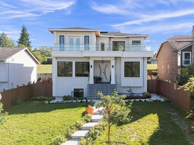 House for sale in Surrey, British Columbia