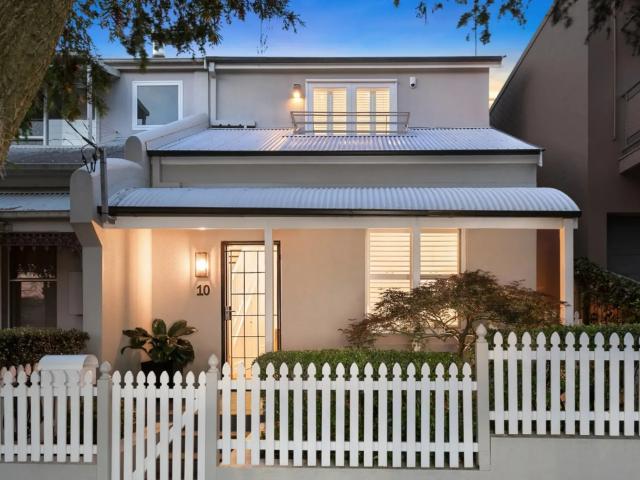 House for rent in Lower North Shore, Sydney