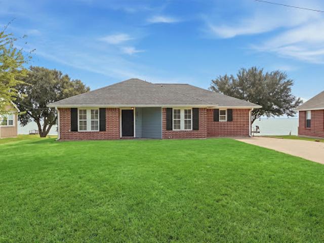 House for sale in Oakhurst, Texas