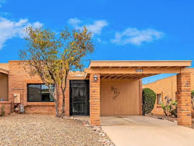 House for sale in Green Valley