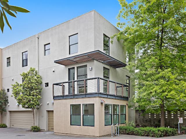 House for sale in Emeryville