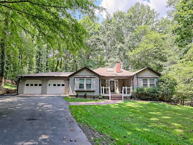 House for sale in Blairsville, Georgia