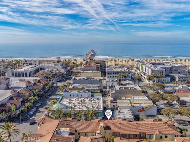 House for sale in Huntington Beach, California