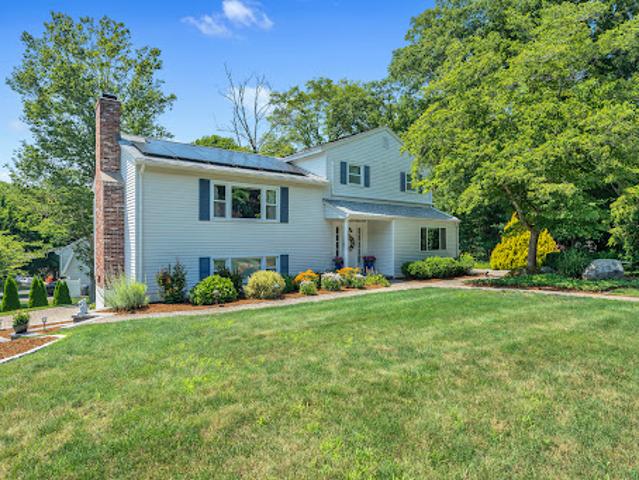 House for sale in East Lyme, Connecticut