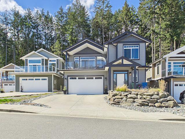 House for sale in Ladysmith, British Columbia