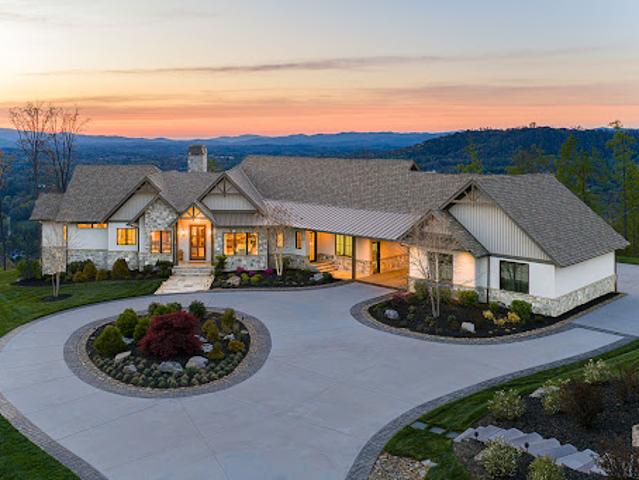 House for sale in Weaverville, North Carolina