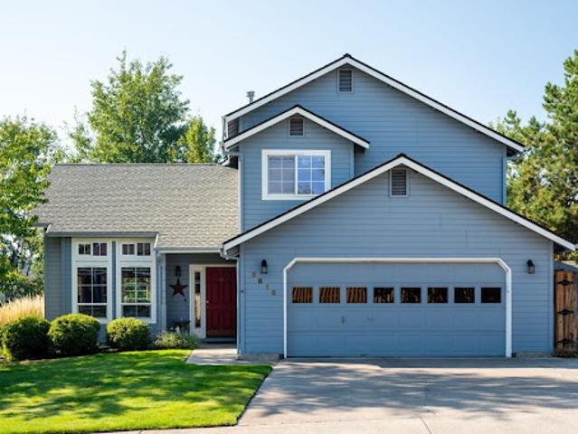 House for sale in Redmond, Deschutes County