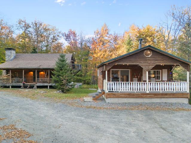 House for sale in Stratton, Vermont